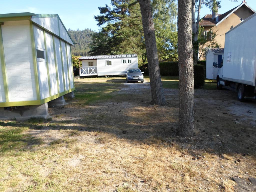 Camping Les Pinasses La Chapelle  Экстерьер фото